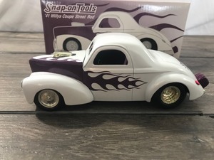 lot 13 image: 1999 Snap-On Tools 1941 Willys Coupe Street Rod 125 scale die cast coin bank