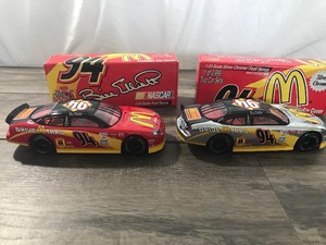 lot 18 image: 1999 NASCAR Racing Champions Bill Elliott #94 McDonalds 2 car set 124 scale die cast stock cars