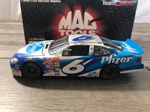 lot 53 image: 2001 NASCAR MAC Tools Mark Martin #6  Pfizer 124 scale die cast stock car