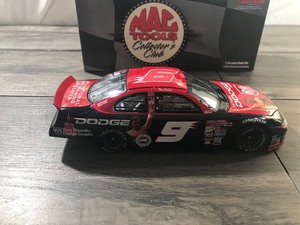 lot 63 image: 2001 NASCAR MAC Tools Bill Elliott #9 Dodge  Muhammad Ali 124 scale die cast stock car