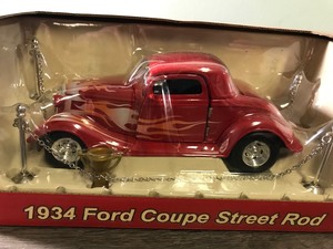lot 97 image: 2004 NAPA Tool and Equipment  Crown Jewels Collection 1934 Ford three window coupe street rod 124 scale die cast bank