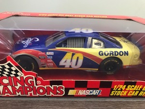 lot 120 image: 1997 NASCAR Racing Champions Bobby Gordon #40  Team Sabco 124 scale die cast stock car