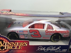 lot 153 image: 1998 NASCAR Winners Circle Dale Earnhardt #3  GM Goodwrench 124 scale die cast stock car