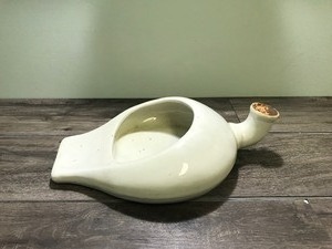 lot 233 image: VINTAGE MEDICAL SUPPLY WHITE PORCELAIN CERAMIC BED PAN -URINAL CHAMBER POT