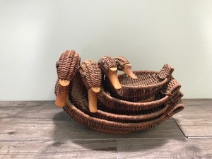 lot 241 image: Vintage Duck Shaped wicker Woven Baskets (set of 4)