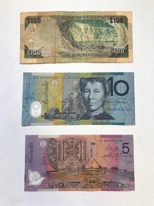 lot 280 image: 3 - Foreign currency bank notes
