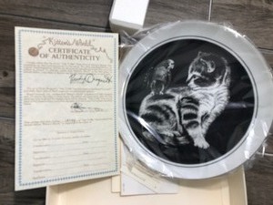 lot 332 image: 7 Kitten Collectible Plates