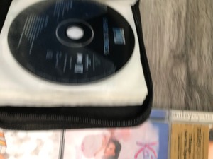 lot 342 image: Music CDs and others