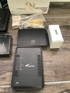 lot 344 image: Wireless N 150 Home Router & Cisco SE1500 5 port fast Ethernet Switch
