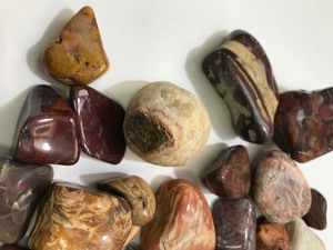 lot 349 image: Lot of rocks