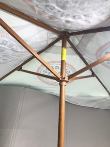 lot 425 image: 2 gingers Irish whiskey table  beach umbrella