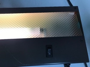 lot 439 image: Hanging light with plug in