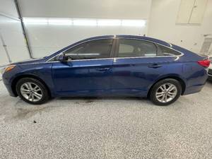 lot 2HH image: 2016 Hyundai Sonata