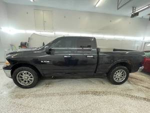 lot 2F image: 2010 Dodge Ram 1500 - 4x4