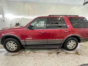 lot 13F image: 2007 Ford Expedition XLT - 4X4