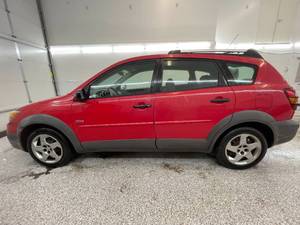 lot 9H image: 2003 Pontiac Vibe
