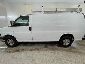 2011 Chevrolet Express 2500 - 2 OWNERS