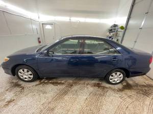 2004 Toyota Camry Le