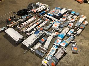 Mix lot of Houseware Items, Plumbing, Home decor Customer returns Review all pictures