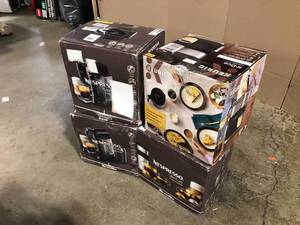 Lot of assorted Keurig K-Cup Pod & Carafe Coffee Maker - Silver Lot of 4 various conditions   Customer returns Review all pictures