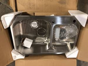 Glacier Bay 18-guage Double Bowl Kitchen Sink, Customer return Review all pictures
