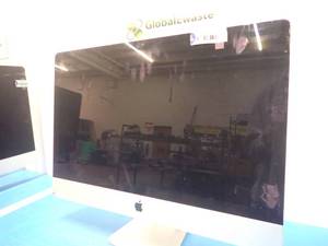 lot 1 image: Apple&nbspiMac13,2 A1418 MD096LLA &nbspIntel(R) Core(TM) i5-3470 CPU  3.20GHz  8GB DDR3 SDRAM  1TB HD  unit has chips and cracks in screen  Includes IOS and power cable