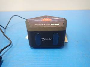 lot 33 image: Hive&nbspWireless Speaker  Includes micro USB charger