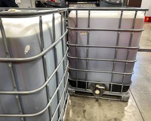 lot 46 image: EDM Oil