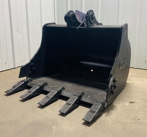 lot 188 image: Mini Excavator Bucket 30 Inch - 303304