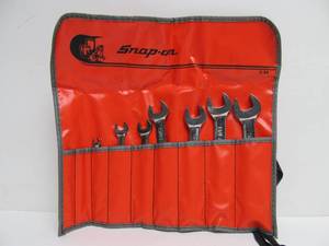 lot 81 image: Set of SNAP-ON Combination Wrenches