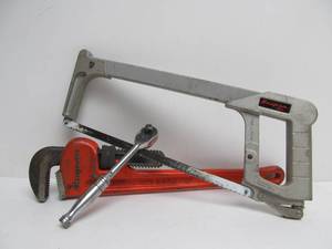 lot 82 image: Lot of 3 Vintage SNAP-ON Tools