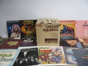 lot 109 image: Lot of Approx 50 Vintage Vinyl Records #3