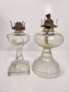 lot 137 image: Group of Vintage & Antique Primitive Items
