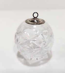 lot 144 image: Signed Vintage TIFFANY & CO Sterling Silver & Crystal Ornament