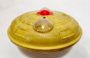 lot 214 image: Vintage MARX Mystery Spaceship wOriginal Box