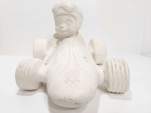 lot 194 image: LARGE Vintage Ceramic Race Car & Driver