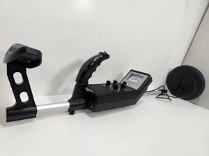 lot 186 image: Working Radio Shack Metal Detector