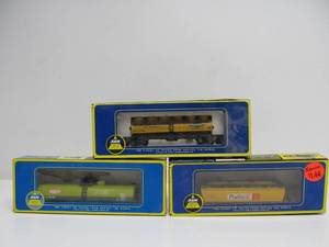 lot 129 image: Lot of 3 Mint in Box AHM Vintage HO Scale Train Cars