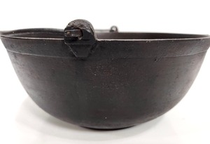 lot 241 image: Early Antique Cast Iron Scotch Bowl