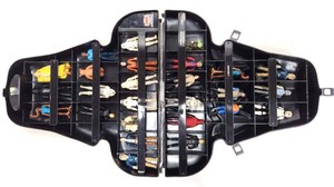 lot 287 image: Vintage STAR WARS Darth Vader Case FULL of Original 70s Action Figures