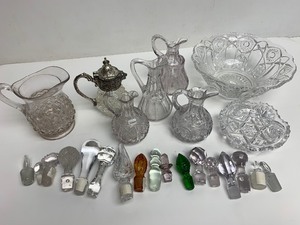 lot 330 image: Estate Lot of Vintage & Antique Crystal Cruets wMany Stoppers