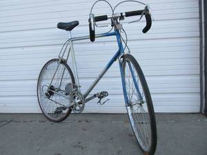 lot 342 image: Vintage Schwinn World Sport Bicycle