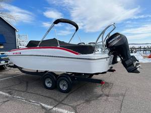 lot 8 image: 2019 Bryant 19 Sportabout MN 0146 LV