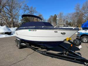 lot 29 image: 2017 Monterey 238 MN 3597 LP