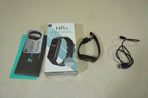 lot 33 image: 3Plus HR Plus Activity Tracker  Black