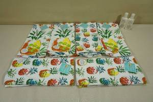 lot 59 image: 6 New Kitchen Towels with 2 Lotions