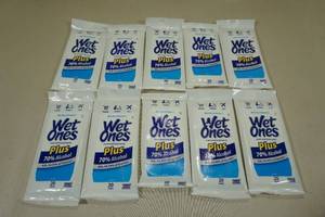 lot 64 image: 10 Packs Travel Size Wet Ones Hand Sanitizing Wipes