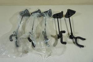 lot 215 image: 5 Slat Wall Guitar Hooks