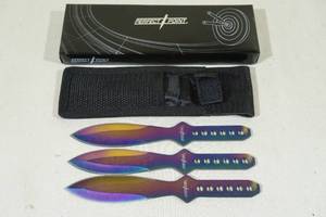 lot 17 image: Perfect Point Throwing Knife Set