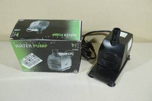 lot 31 image: EzClone Classic Water Pump 1125